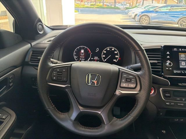 Used 2025 Honda Ridgeline TrailSport image 18