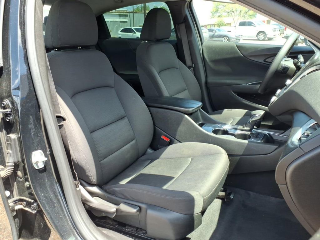 Used 2024 Chevrolet Malibu LT image 15
