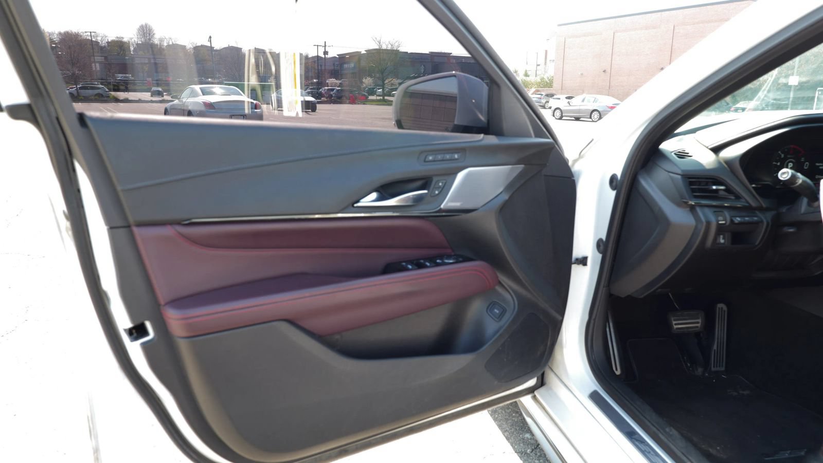 Used 2021 Cadillac CT4 V w/ Technology Package AWD/4WD image 25