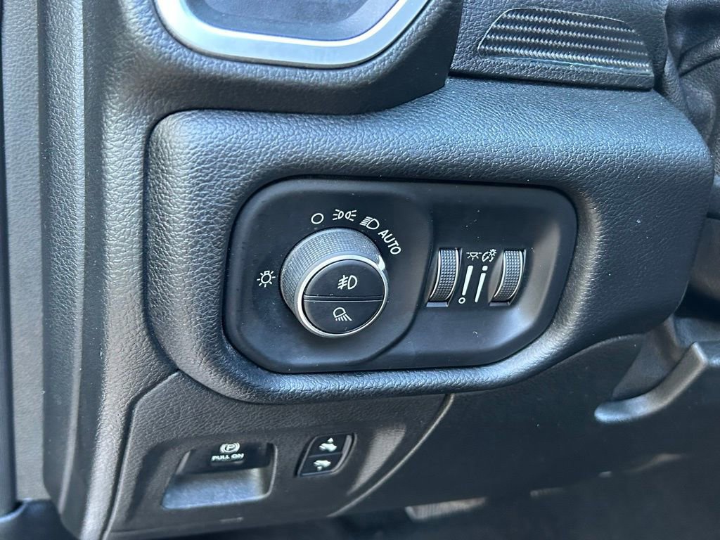 Used 2019 RAM 1500 Big Horn image 41