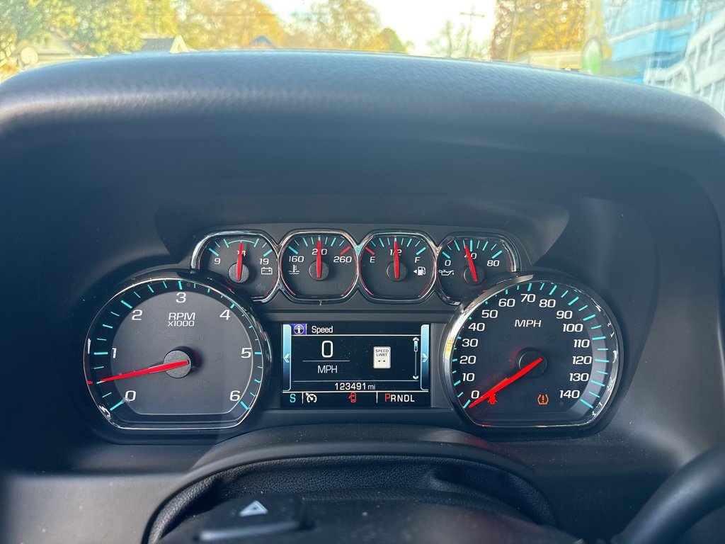 Used 2018 GMC Yukon SLT w/ Open Road Package image 14