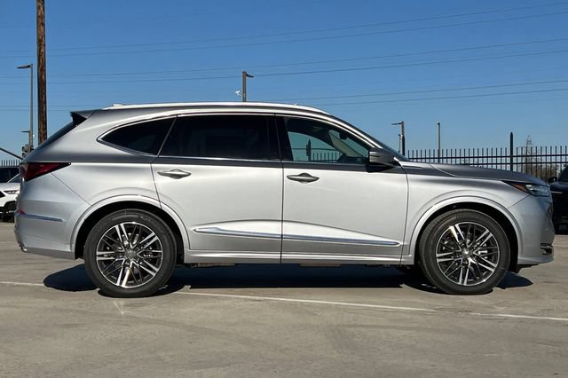 New 2026 Acura MDX w/ Advance Package AWD/4WD image 3