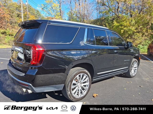 Used 2021 GMC Yukon Denali w/ Denali Premium Package image 8