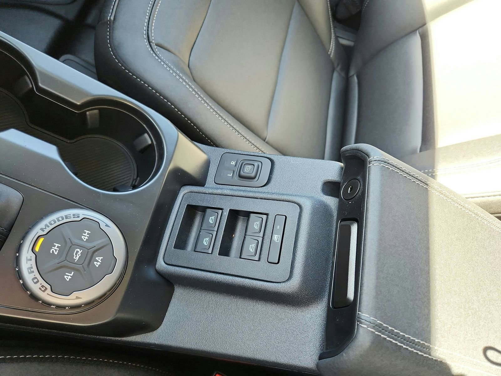 New 2025 Ford Bronco Badlands w/ Sasquatch Package image 19