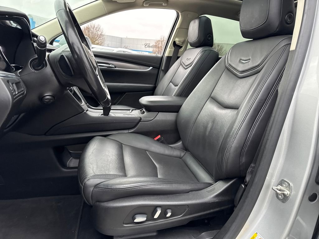 Used 2019 Cadillac XT5 Premium Luxury image 20