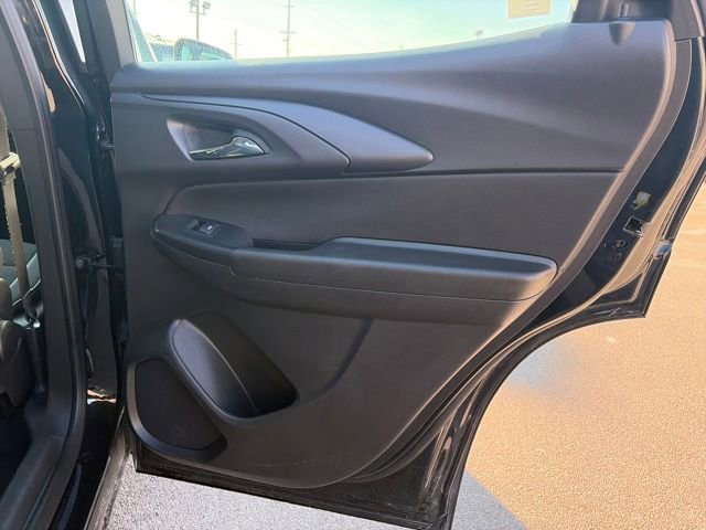 Used 2024 Chevrolet TrailBlazer LS image 33