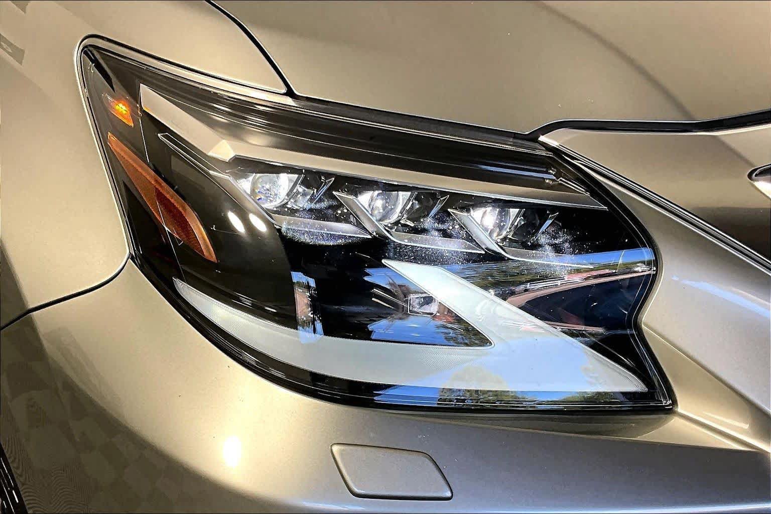 Used 2022 Lexus GX 460 Luxury w/ Accessory Package AWD/4WD image 26