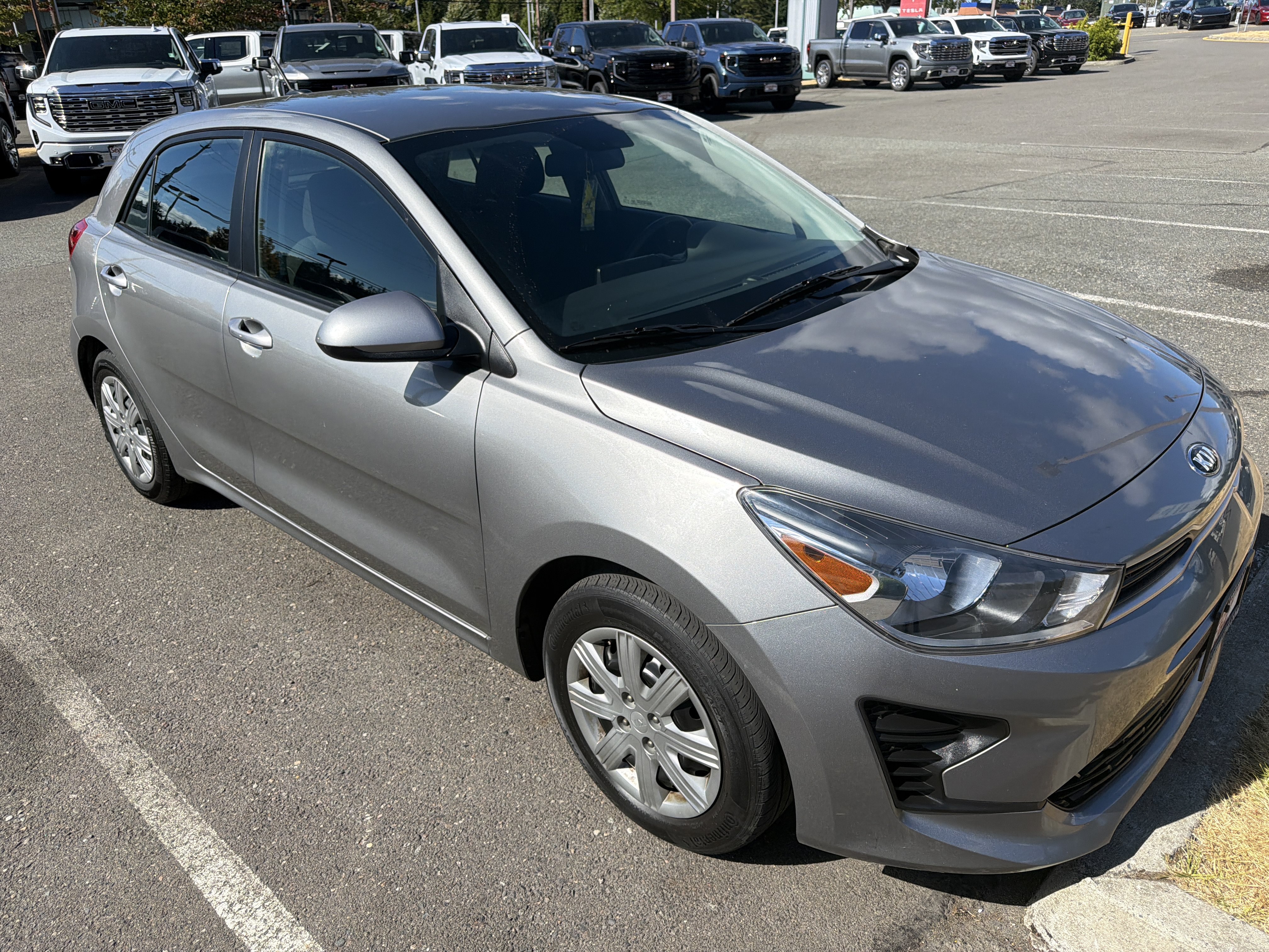 Used 2021 Kia Rio S FWD image 3
