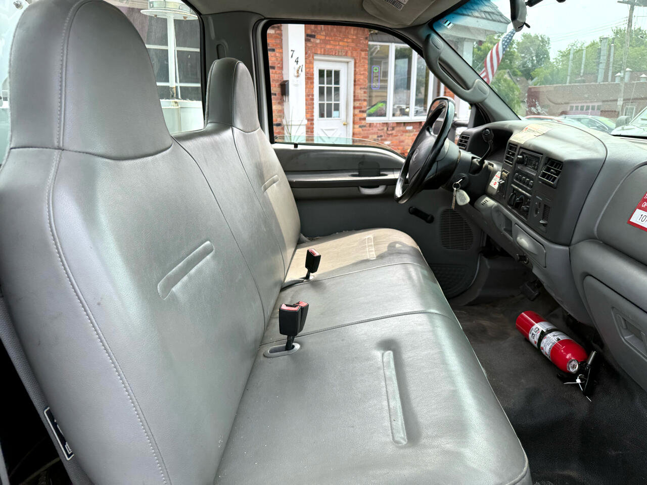 Used 2003 Ford F550 2WD Regular Cab Super Duty image 17