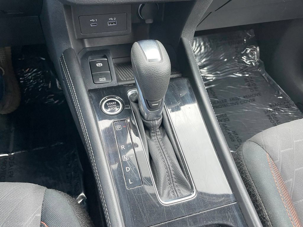 Used 2024 Nissan Kicks SR FWD image 13