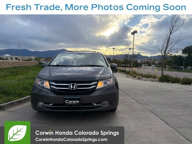 Used 2016 Honda Odyssey Touring Elite image 2