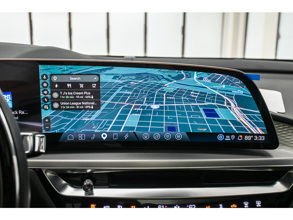 New 2026 Cadillac Lyriq V AWD/4WD image 33