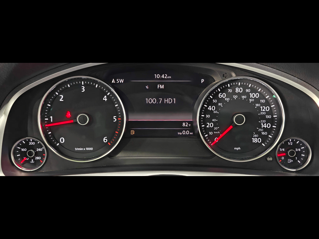 Used 2012 Volkswagen Touareg TDI AWD/4WD image 50