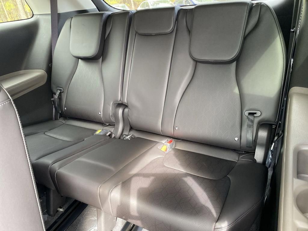 New 2026 Kia Carnival FWD image 24