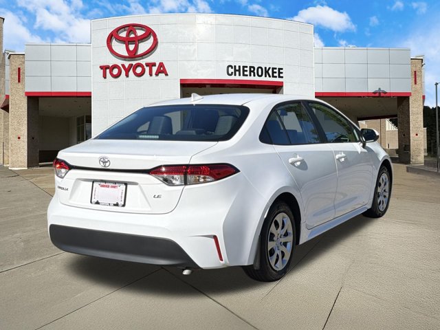 Used 2026 Toyota Corolla LE FWD image 5