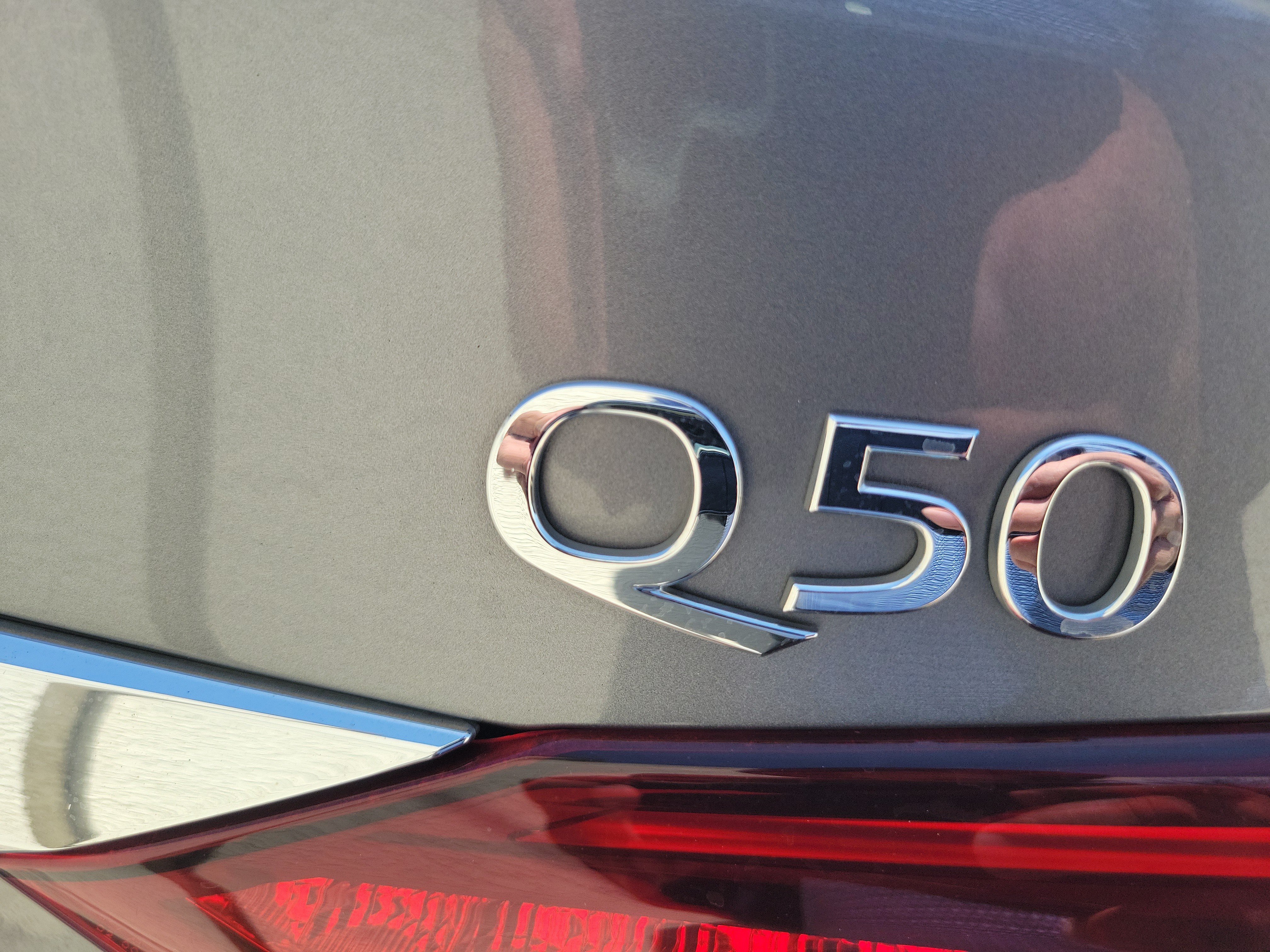 Used 2019 INFINITI Q50 Luxe w/ Essential Package (3.0T Luxe) RWD image 10
