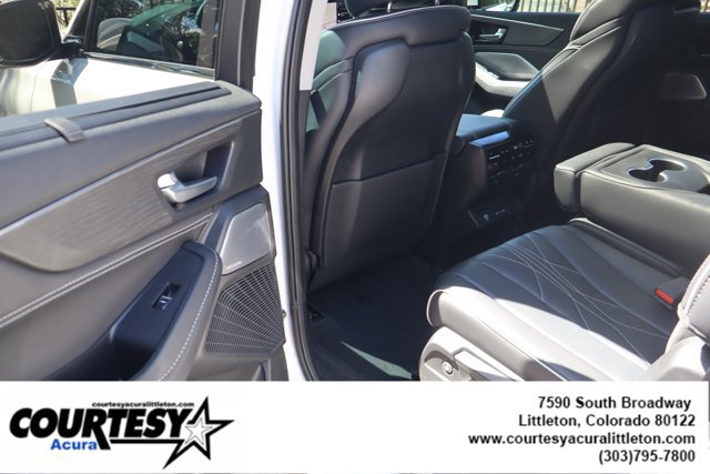Certified 2026 Acura MDX w/ Advance Package AWD/4WD image 27