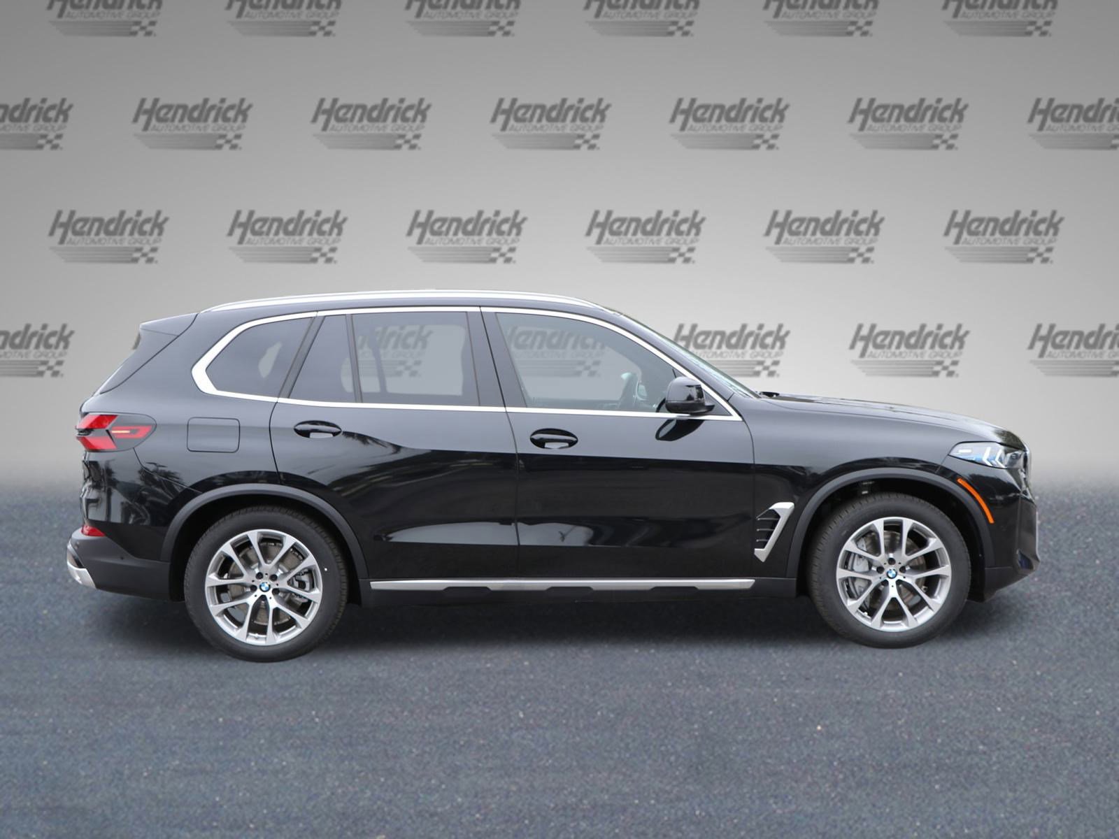 Certified 2025 BMW X5 xDrive50e w/ Parking Assistance Package image 9