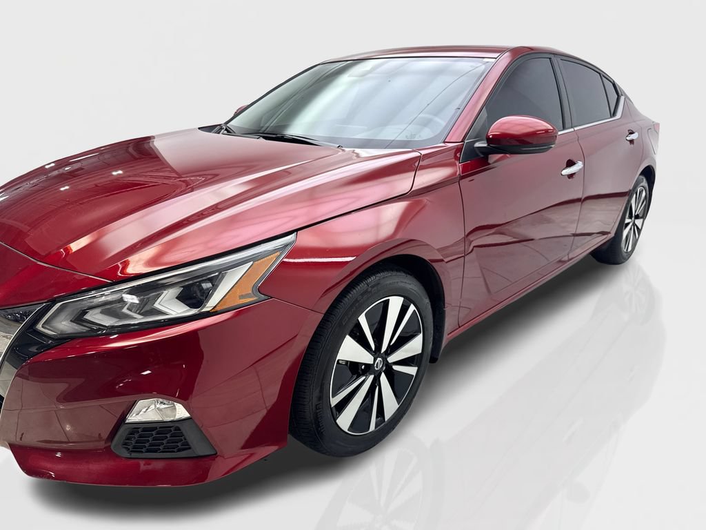 Used 2022 Nissan Altima 2.5 SV w/ SV Premium Package FWD image 11