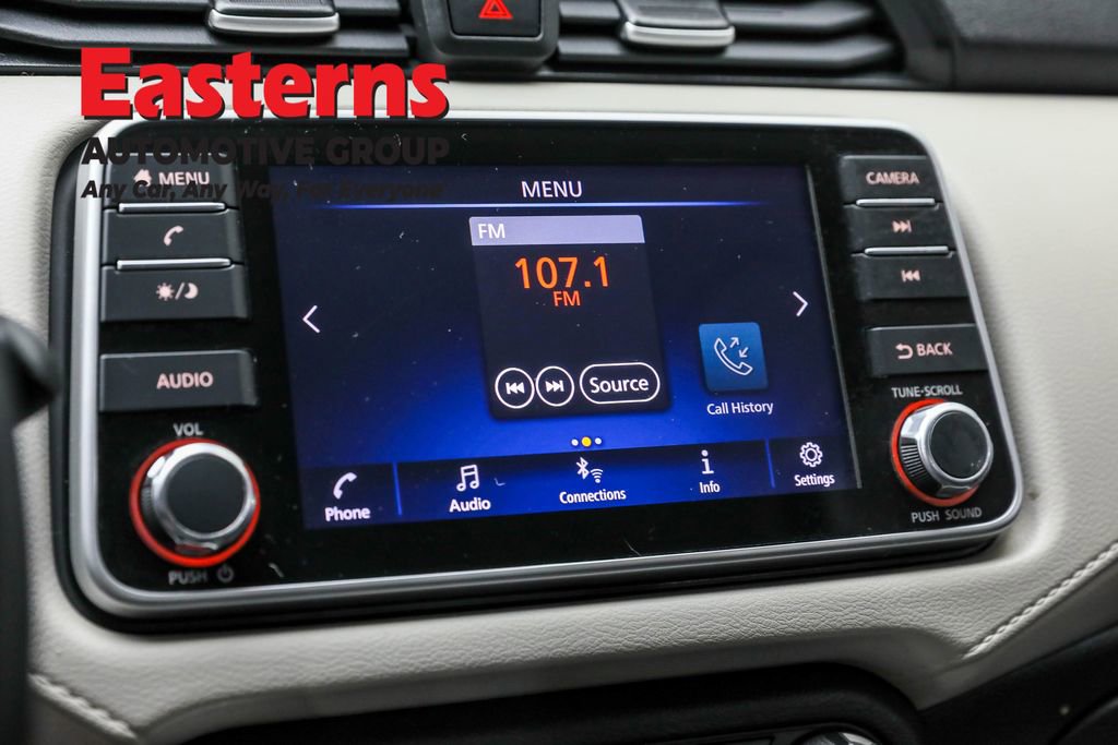 Used 2021 Nissan Versa SV image 19