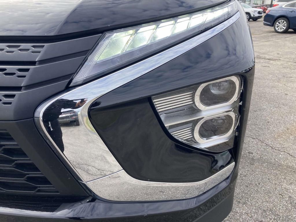 Used 2024 Mitsubishi Eclipse Cross SE image 13