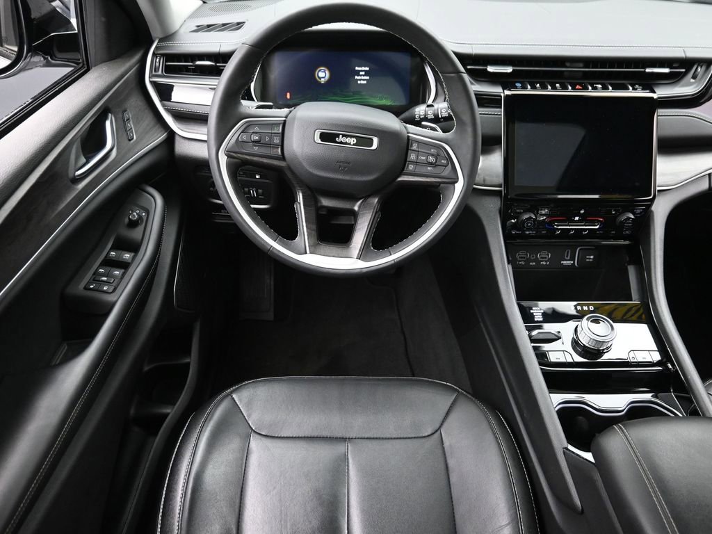 Used 2022 Jeep Grand Cherokee Limited 4xe image 13