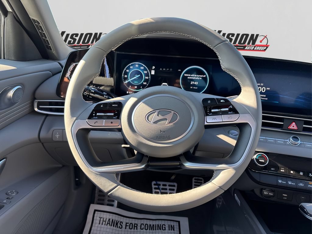 New 2025 Hyundai Elantra SEL FWD image 19