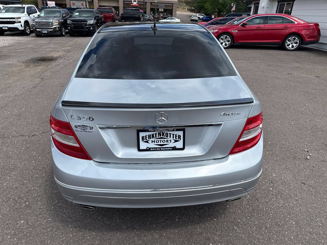 Used 2009 Mercedes-Benz C 300 Sedan image 5