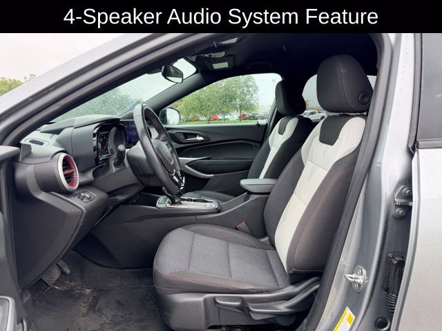 Used 2024 Chevrolet Trax RS FWD image 8