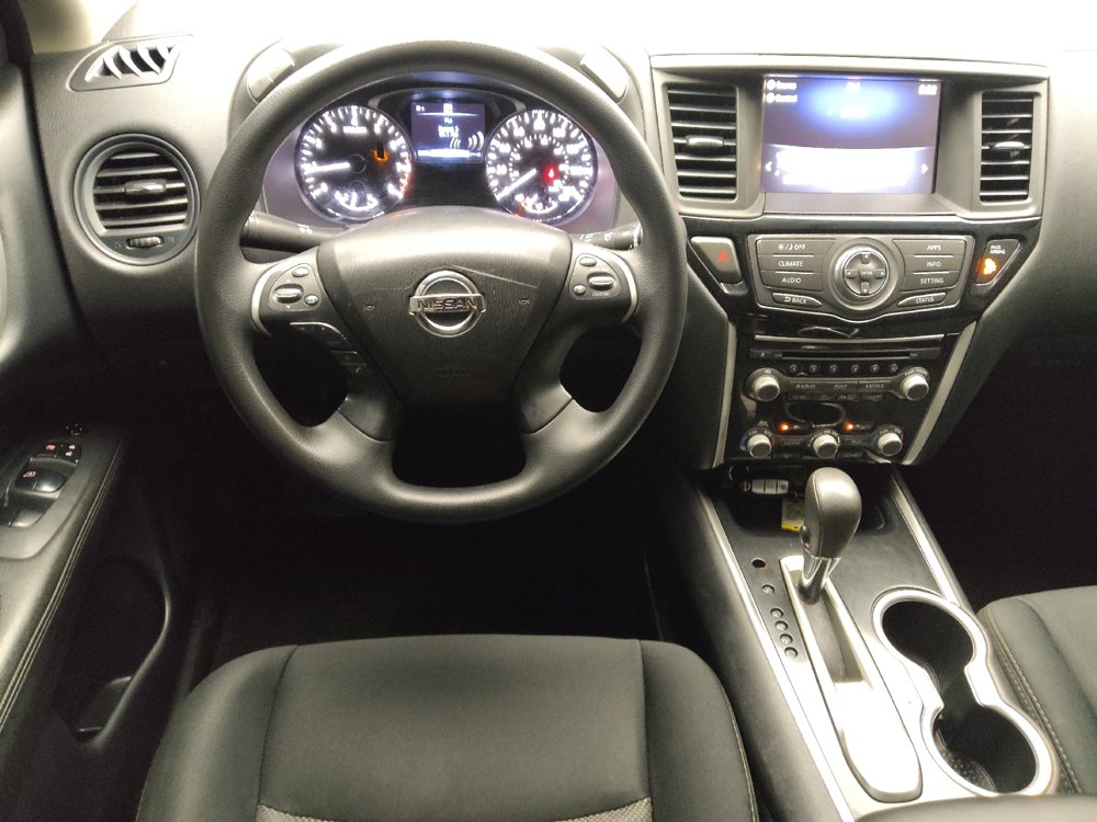 Used 2019 Nissan Pathfinder S FWD image 22