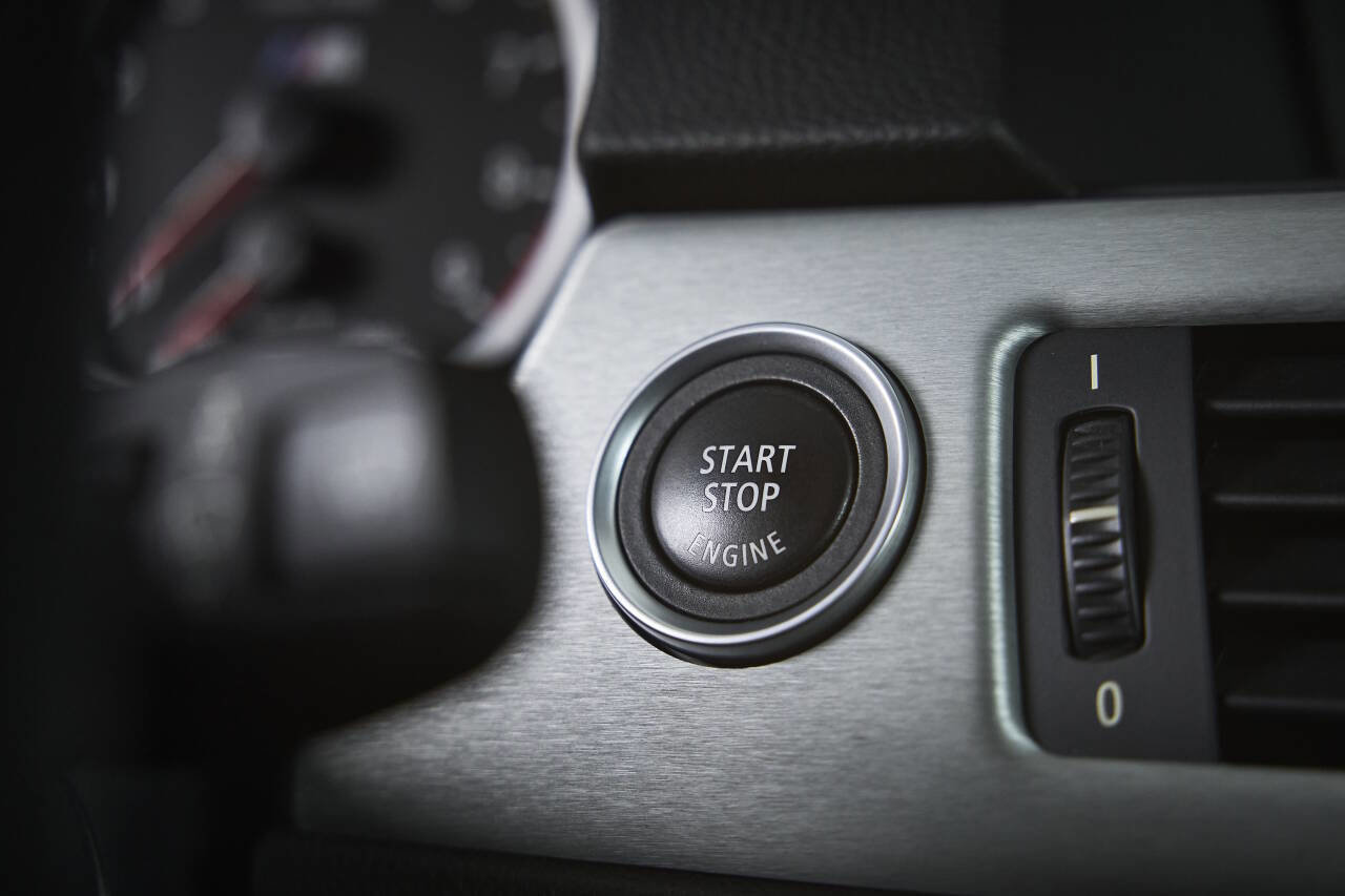 Used 2011 BMW M3 Coupe RWD image 53