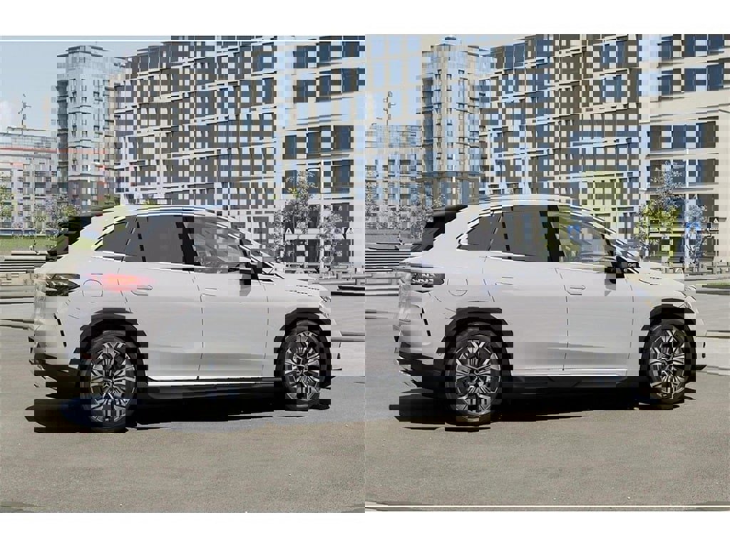 New 2025 Mercedes-Benz EQE 350+ 4MATIC SUV image 18