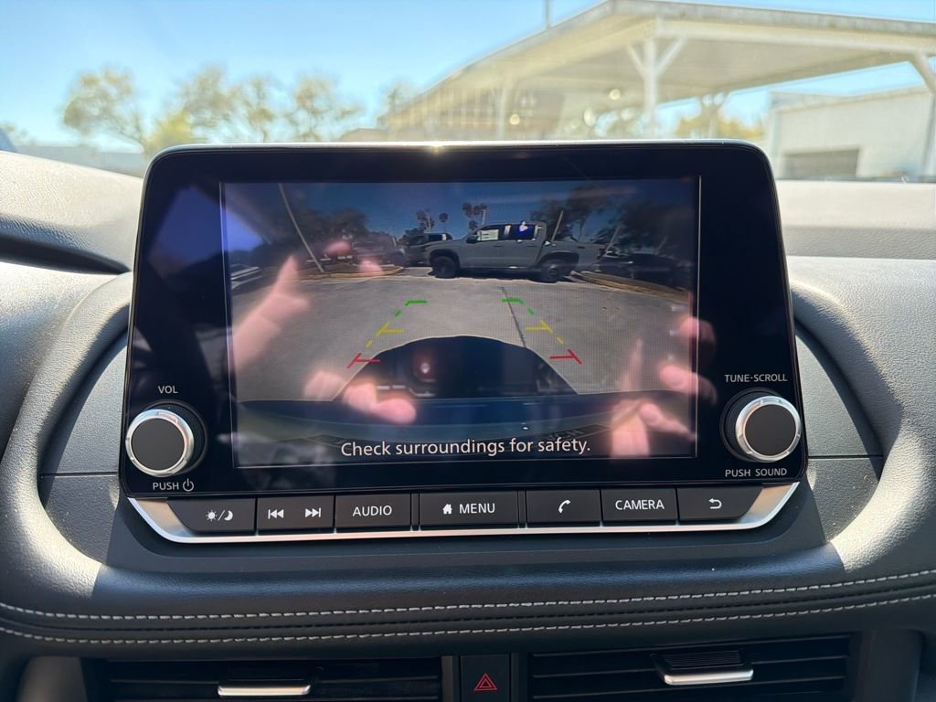 Used 2024 Nissan Rogue SV w/ SV Premium Package image 29