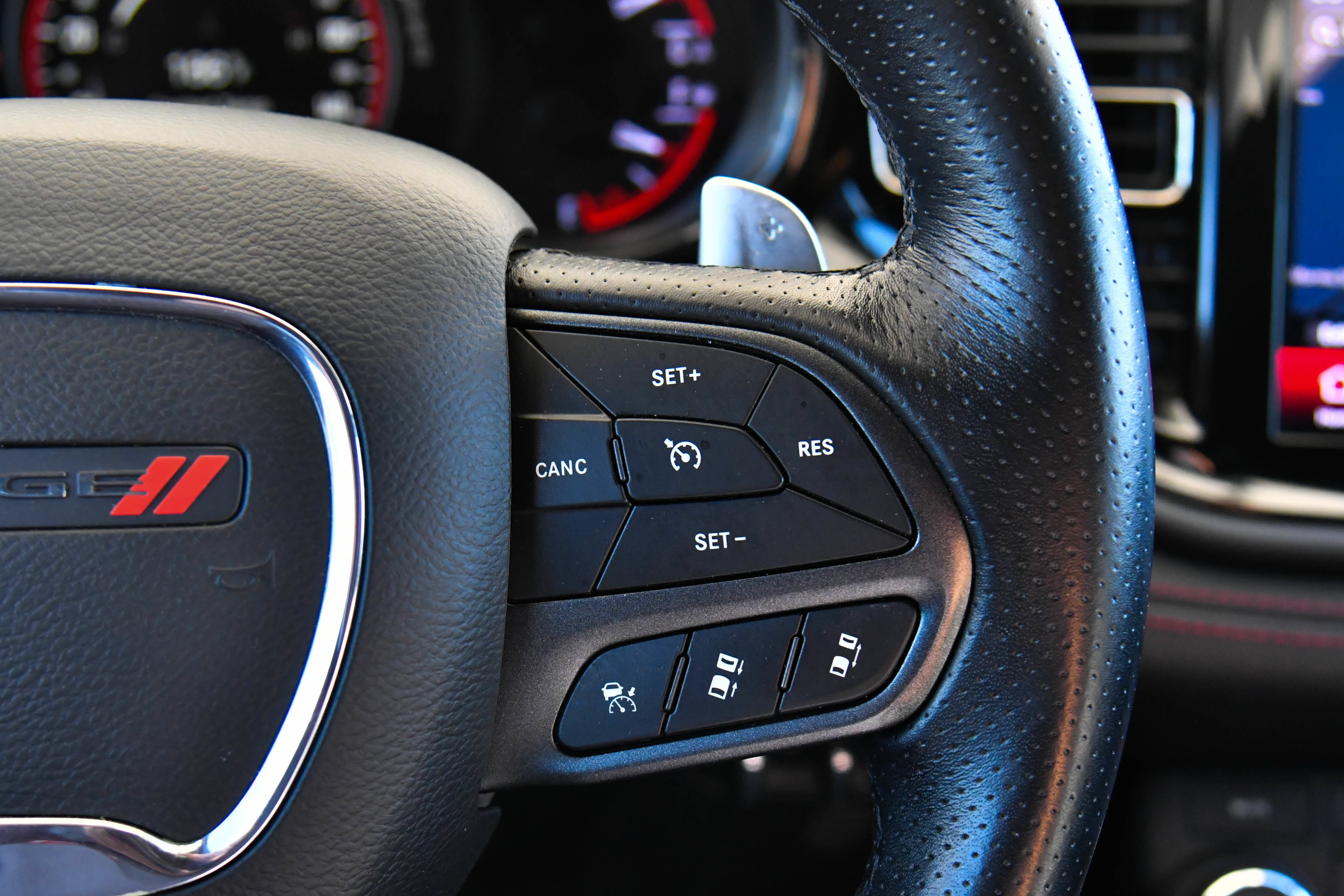 Used 2025 Dodge Durango GT AWD/4WD image 33