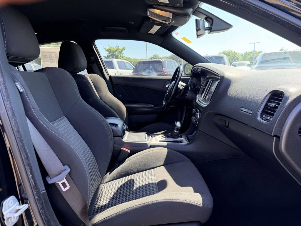 Used 2022 Dodge Charger GT w/ Blacktop Package RWD image 19