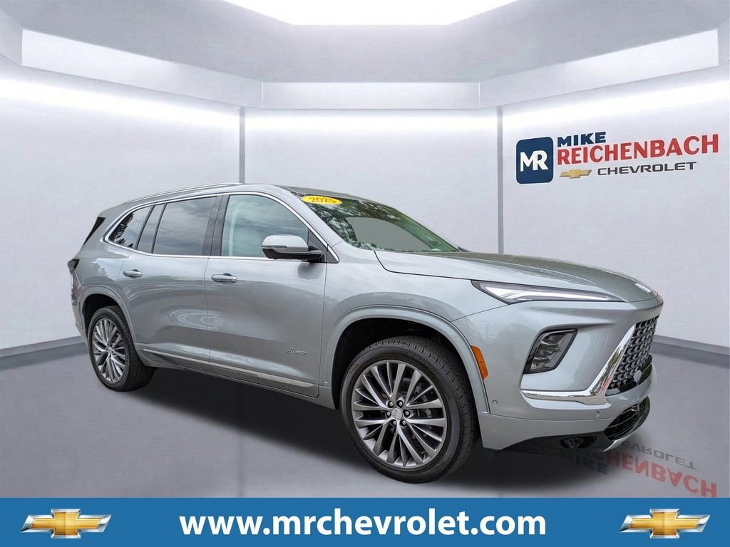 Used 2025 Buick Enclave Avenir w/ Super Cruise Package