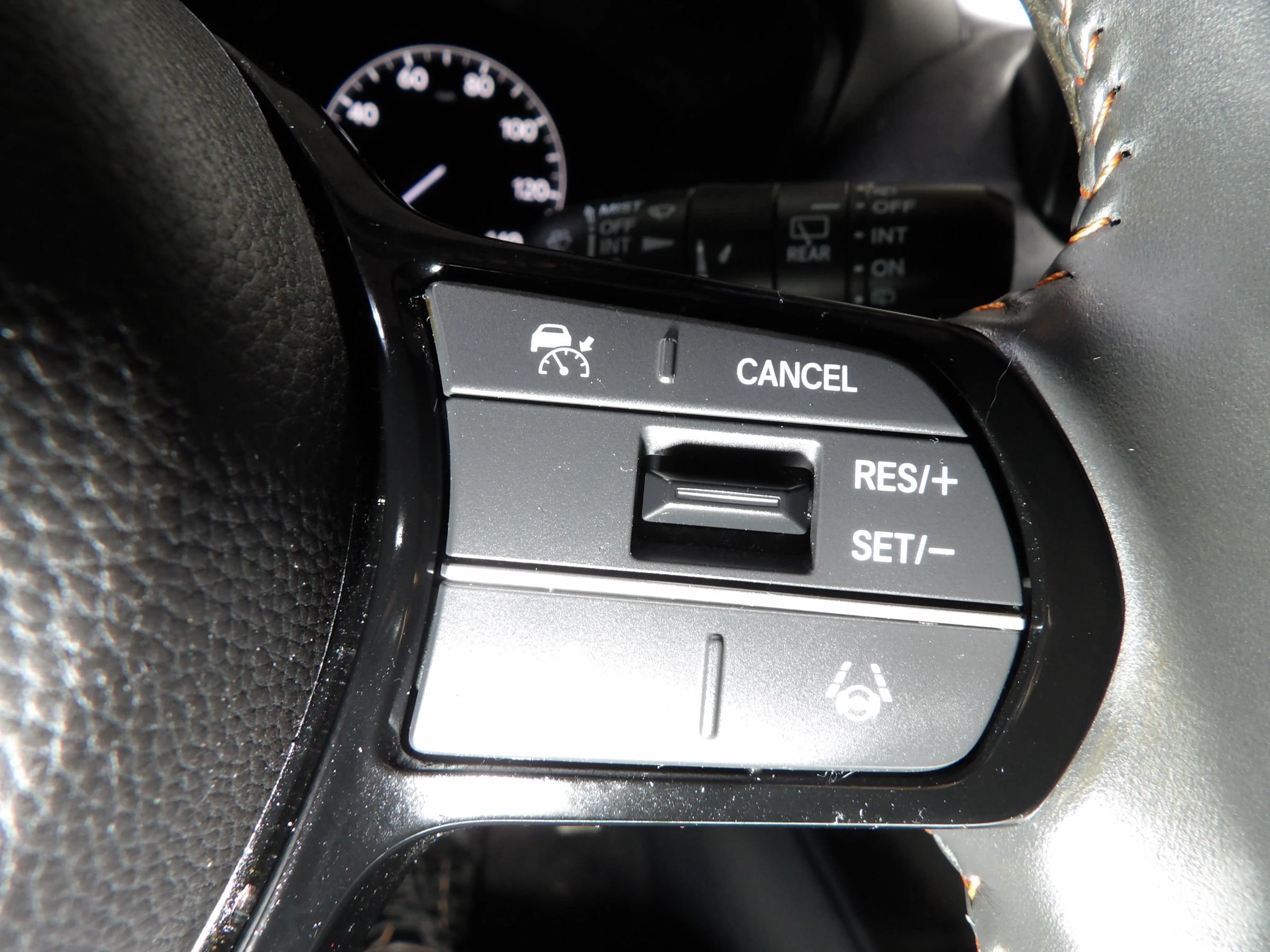 Used 2024 Honda HR-V Sport image 17