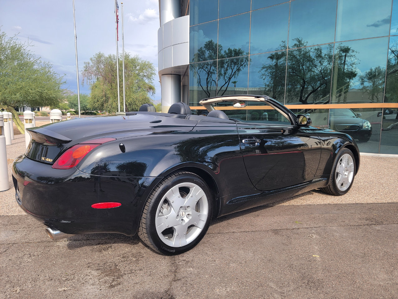Used 2004 Lexus SC 430 Convertible image 12