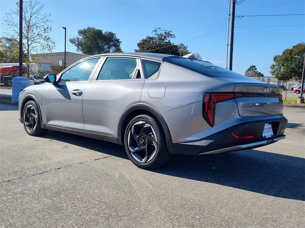 Used 2025 Kia K4 EX image 6