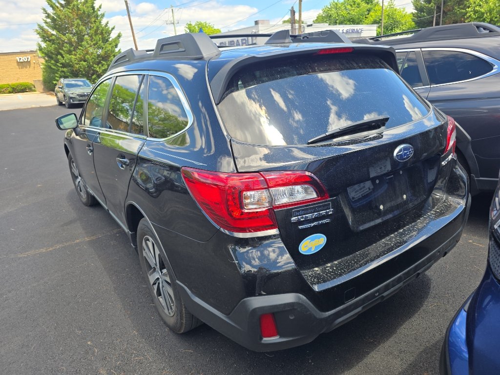 Used 2019 Subaru Outback 2.5i Limited AWD/4WD image 4