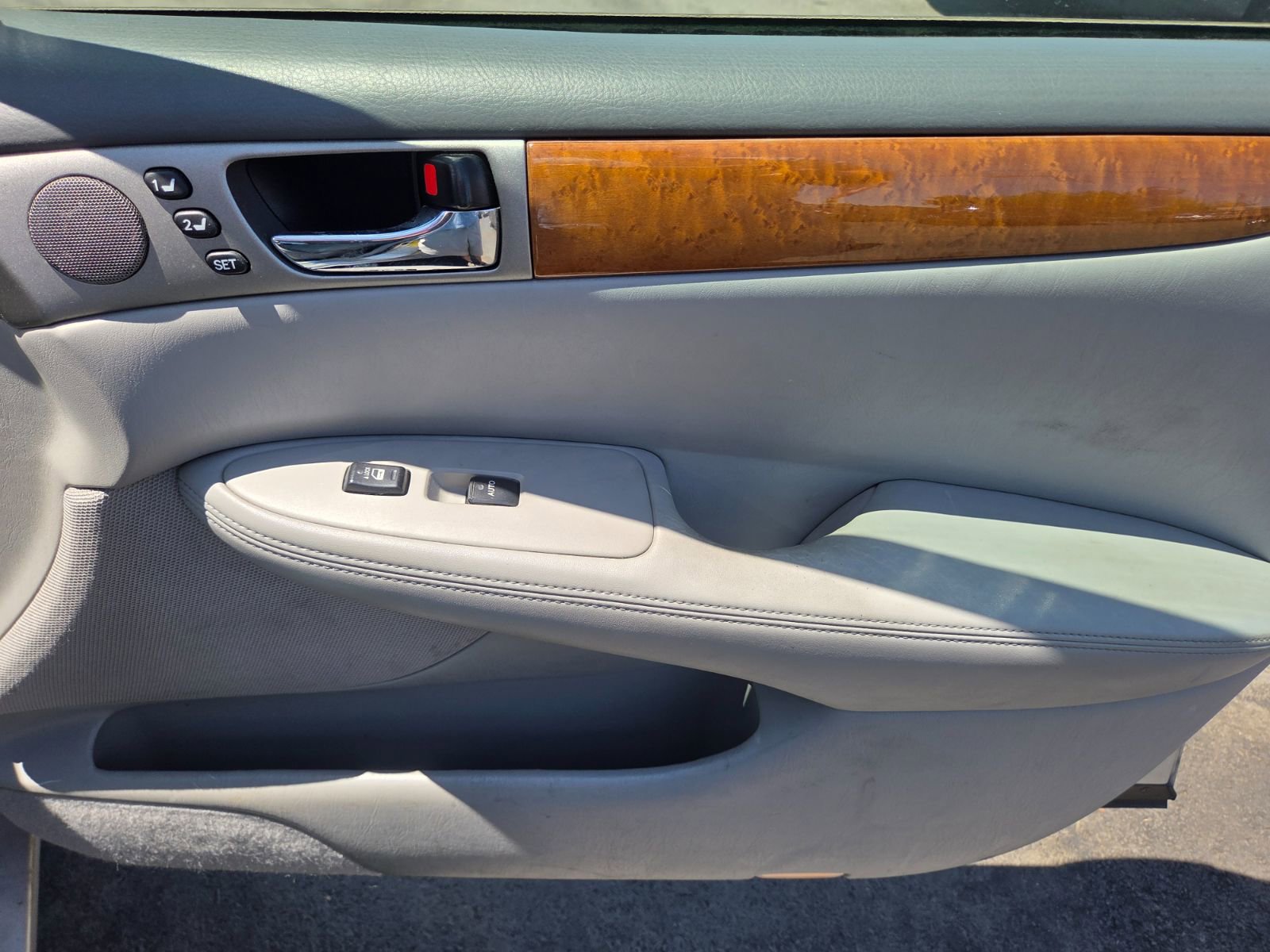 Used 2006 Lexus ES 330 image 14