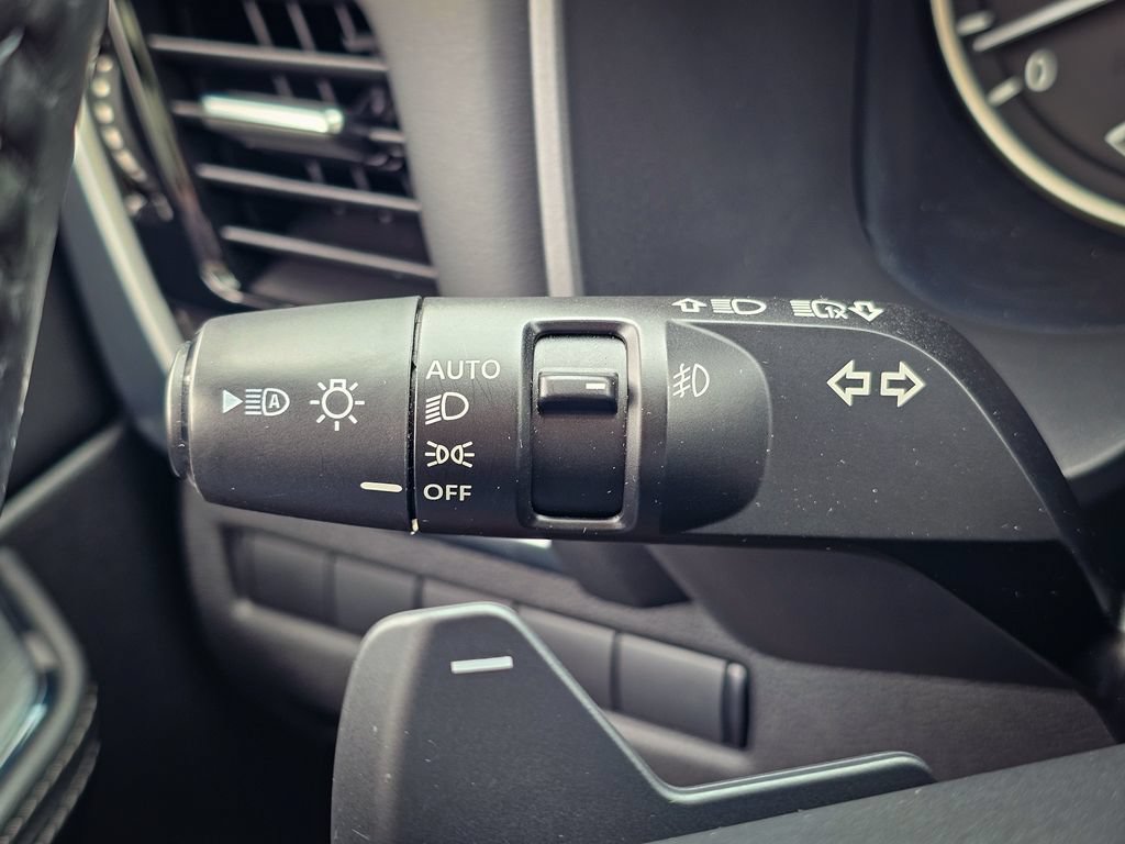 Used 2021 Nissan Rogue SL w/ Premium Package AWD/4WD image 19
