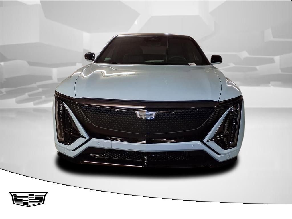 New 2026 Cadillac Lyriq V image 2