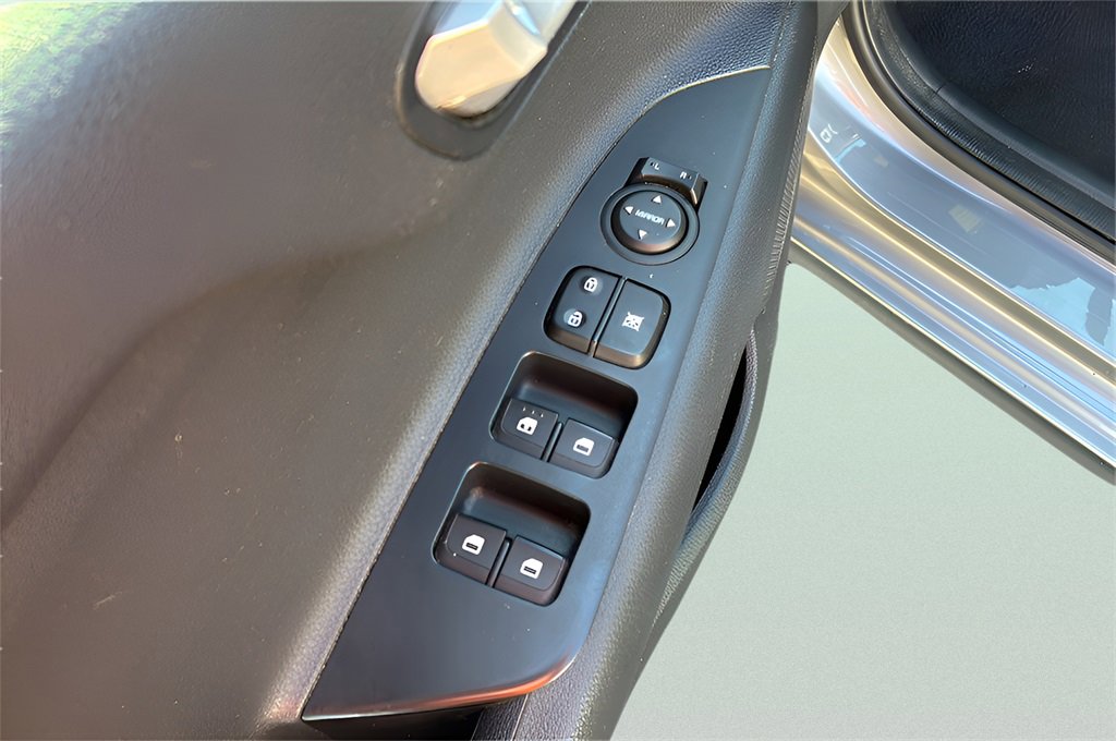 Used 2021 Kia Rio S image 25