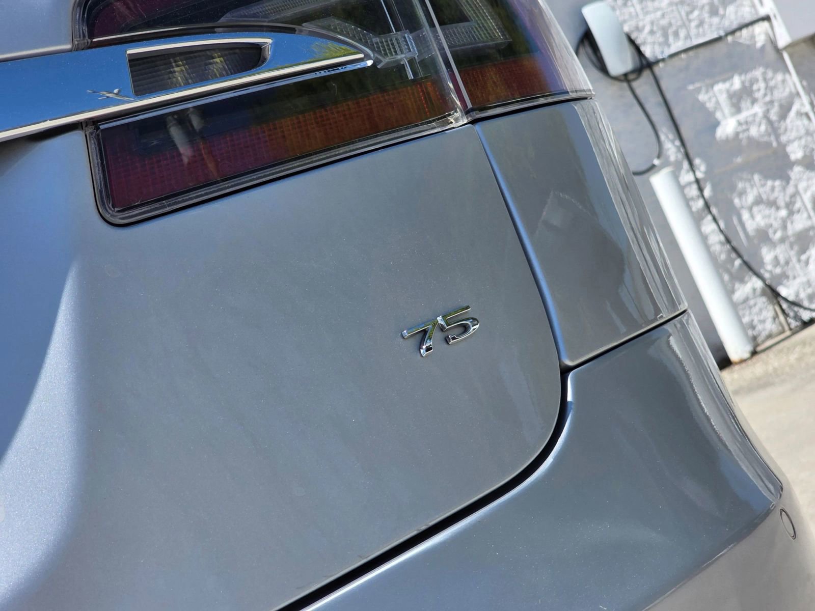 Used 2017 Tesla Model S 75 image 40