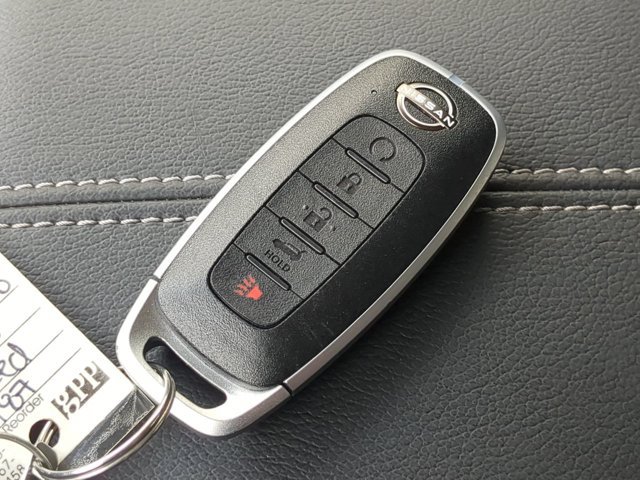 Certified 2025 Nissan Murano SL AWD/4WD image 27