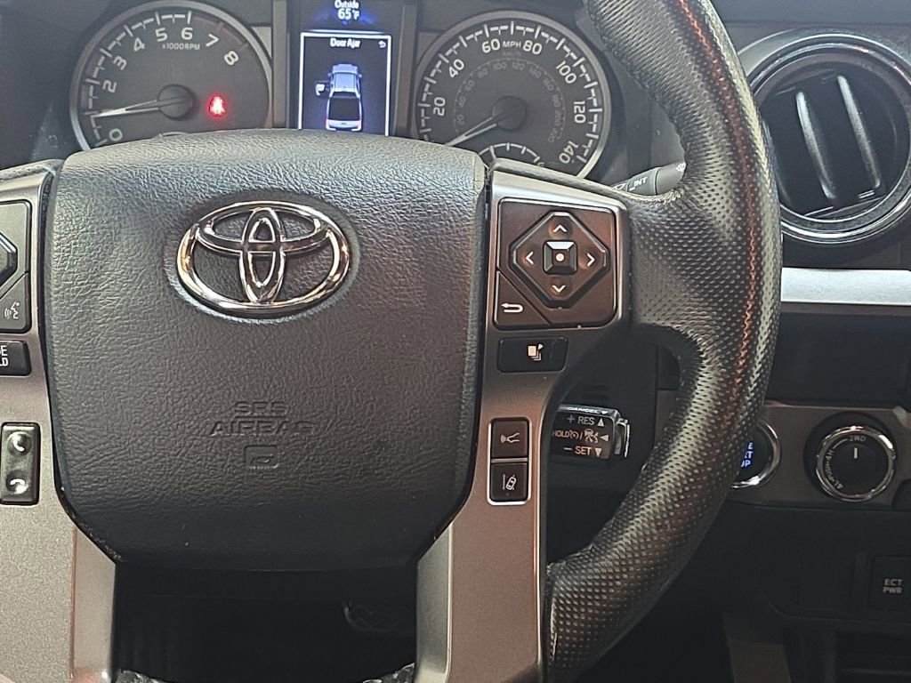 Used 2019 Toyota Tacoma TRD Off-Road image 18