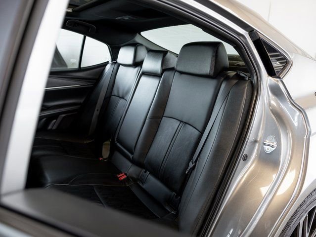 Used 2025 Toyota Camry XSE image 10