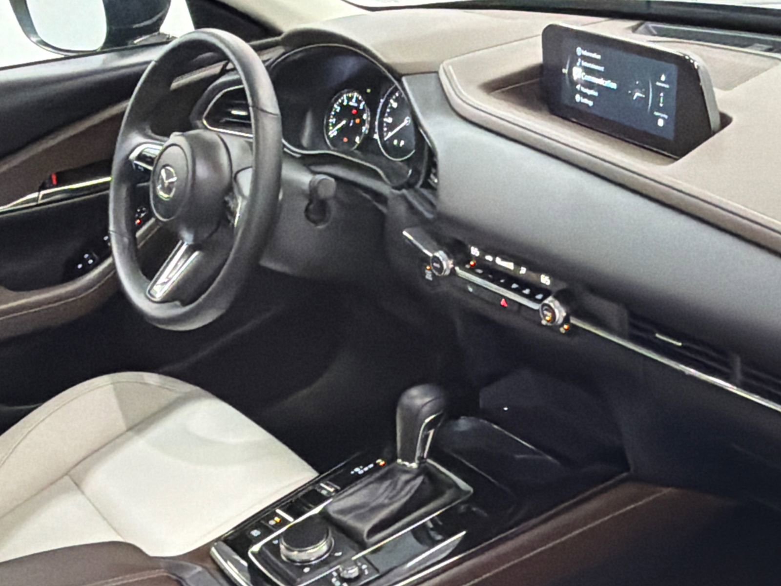 Certified 2025 MAZDA CX-30 AWD 2.5 S w/ Premium Package image 10