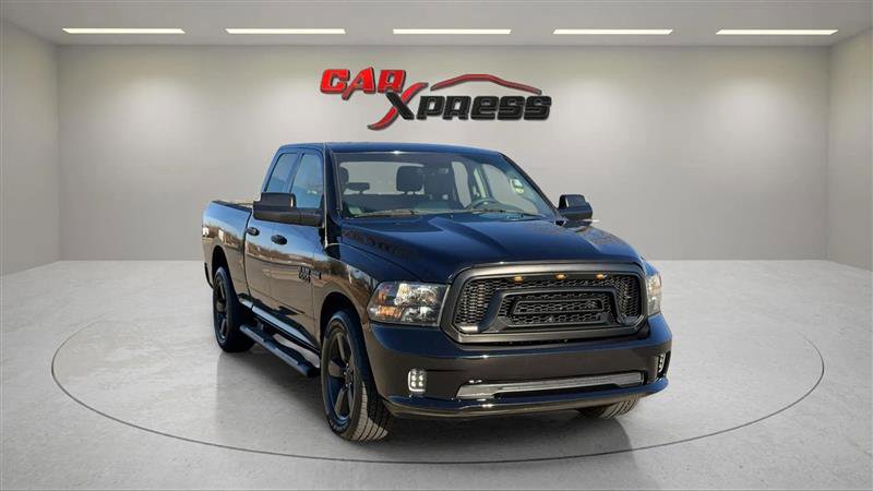 Used 2018 RAM 1500 Express w/ Black Ram 1500 Express Group image 5